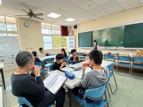 藝術教學互動照片