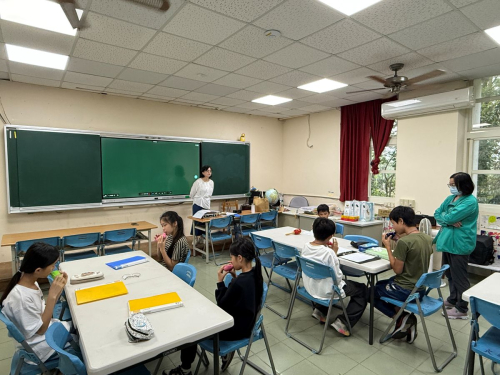 藝術教學互動照片
