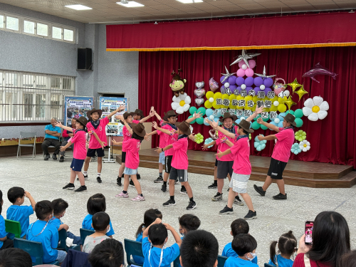 母親節親子活動學生才藝表演