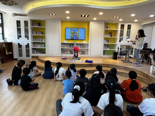 01茶書會-魔法故事趴、幸福吹笛手、穿越書海親子DIY、閱讀萬花筒