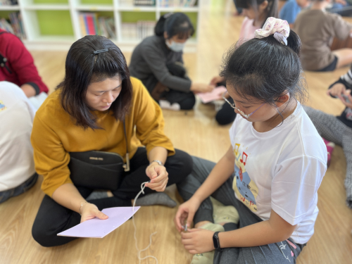 01茶書會-魔法故事趴、幸福吹笛手、穿越書海親子DIY、閱讀萬花筒