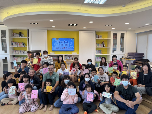 01茶書會-魔法故事趴、幸福吹笛手、穿越書海親子DIY、閱讀萬花筒
