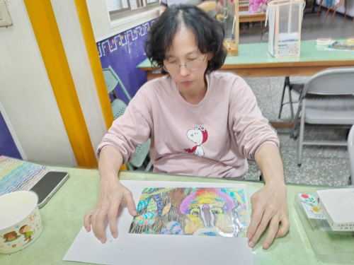 113/11/20教師增能研習--石虎燈製作