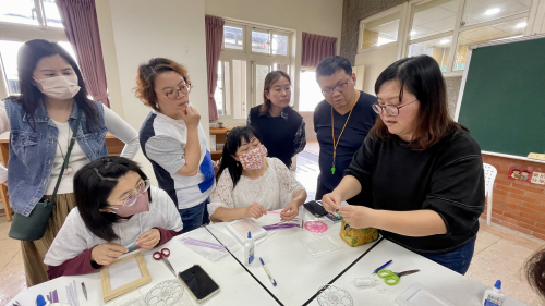 教師增能研習-立體捲紙藝術