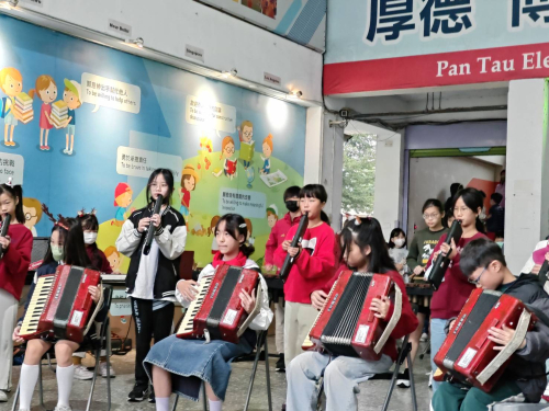 耶誕快閃表演